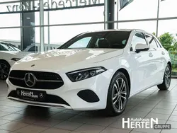 Polarweiß Gebraucht 2024 Mercedes A200 Progressive Limousine | 30.900 € (Fairer Preis)