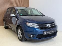 Blau Gebraucht 2015 Dacia Sandero Kleinwagen | 5.990 € (Fairer Preis)