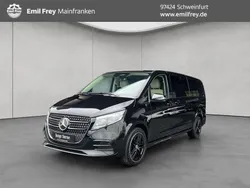 Schwarz obsidianschwarz metallic metallic Gebraucht 2024 Mercedes V300 AMG Van / Kleinbus | 98.890 €