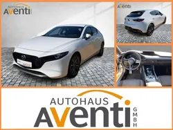 Weiss Gebraucht 2021 Mazda 3 Selection Limousine | 17.699 € (Fairer Preis)