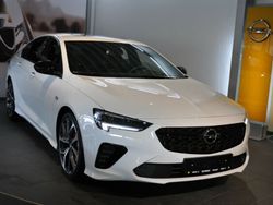 Weiß Gebraucht 2021 Opel Insignia Limousine | 41.600 €