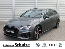 Grau Gebraucht 2022 Audi A4 S-Line Kombi | 51.990 €