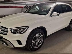 Weiß Gebraucht 2020 Mercedes GLC300 AMG line SUV | 42.000 € (Teuer)