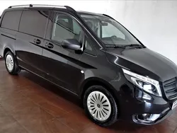 Obsidianschwarz metallic Gebraucht 2022 Mercedes Vito Van / Kleinbus | 28.999 € (Superpreis)