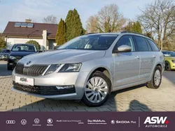 Silber Gebraucht 2018 Skoda Octavia Ambition Kombi | 17.930 € (Etwas zu teuer)
