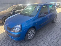 Blau Gebraucht 2003 Renault Clio II Kleinwagen | 1.290 € (Fairer Preis)