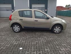 Beige Gebraucht 2009 Dacia Sandero Ambiance Kleinwagen | 1.399 € (Fairer Preis)
