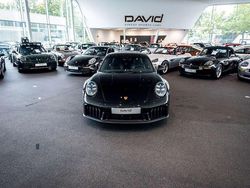 Schwarz Neu 2025 Porsche 911 Carrera 4 GTS Coupé | 189.992 € (Etwas zu teuer)