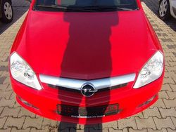 Rot Gebraucht 2008 Opel Tigra Cabrio | 2.650 €