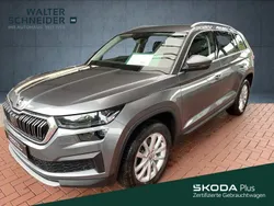 Graphitegrau metallic met. Gebraucht 2023 Skoda Kodiaq Style SUV | 36.750 € (Fairer Preis)
