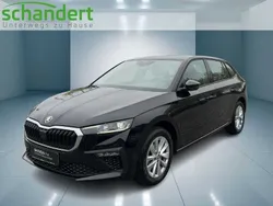 Schwarz Gebraucht 2024 Skoda Scala Selection Kleinwagen | 28.770 €