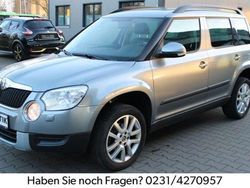 Grau Gebraucht 2010 Skoda Yeti Experience SUV | 8.990 € (Fairer Preis)