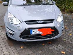 Grau Gebraucht 2011 Ford S-MAX S Van / Kleinbus | 7.999 € (Fairer Preis)