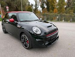 Grün Gebraucht 2019 Mini John Cooper Works Kleinwagen | 23.250 € (Fairer Preis)