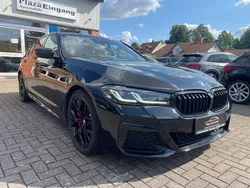 Schwarz Gebraucht 2022 BMW 530 Shadowline Limousine | 35.998 € (Etwas zu teuer)