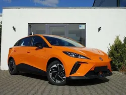 Fizzy orange Neu 2025 MG MG4 EV Kleinwagen | 21.950 €