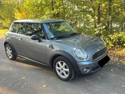 Grau Gebraucht 2010 Mini ONE Kleinwagen | 3.700 € (Fairer Preis)