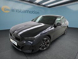 Schwarz Gebraucht 2024 BMW 520 Limousine | 53.949 € (Fairer Preis)