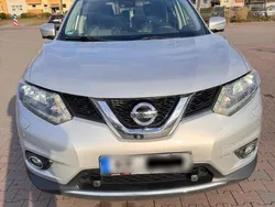 Grau Gebraucht 2017 Nissan X-Trail SUV | 12.900 €