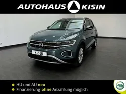 Blue metallic Gebraucht 2024 VW T-Roc Style SUV | 29.900 € (Guter Preis)