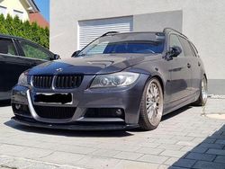 Silber Gebraucht 2007 BMW 330 Performance Kombi | 11.499 €