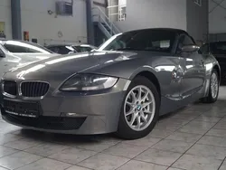 Grau Gebraucht 2007 BMW Z4 Advantage Cabrio | 10.990 € (Fairer Preis)