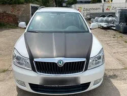 Weiß Gebraucht 2009 Skoda Octavia Kombi | 3.950 € (Fairer Preis)