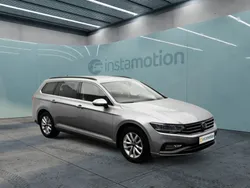 Silber Gebraucht 2024 VW Passat Business Kombi | 27.300 € (Superpreis)