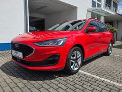 Rot Gebraucht 2022 Ford Focus Cool & Connect Limousine | 18.890 € (Fairer Preis)