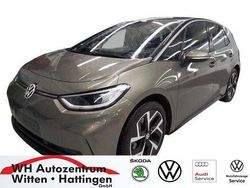 Dark olivine green metallic Gebraucht 2023 VW ID.3 Pro Performance Kleinwagen | 29.873 € (Teuer)