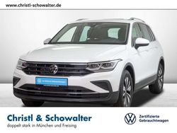 Oryxweiss perlmutteffekt Gebraucht 2023 VW Tiguan Move SUV | 38.447 € (Teuer)
