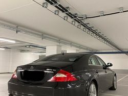 Schwarz Gebraucht 2005 Mercedes CLS350 Limousine | 4.500 € (Fairer Preis)