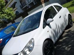 Weiß Gebraucht 2009 Opel Corsa Kleinwagen | 2.700 € (Fairer Preis)