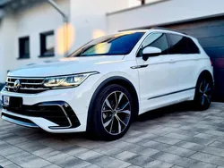 Weiß Gebraucht 2023 VW Tiguan Sound SUV | 37.790 € (Etwas zu teuer)