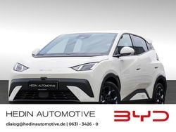 Weiß Gebraucht 2025 BYD Dolphin Comfort Kleinwagen | 31.639 € (Etwas zu teuer)