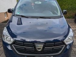 Blau Gebraucht 2020 Dacia Dokker Comfort Van | 14.500 € (Fairer Preis)