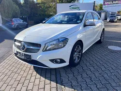 Calcitweiss unilack Gebraucht 2014 Mercedes A180 Kleinwagen | 11.950 € (Superpreis)