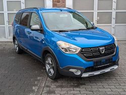 Blau Gebraucht 2019 Dacia Lodgy Stepway Van / Kleinbus | 9.250 € (Fairer Preis)