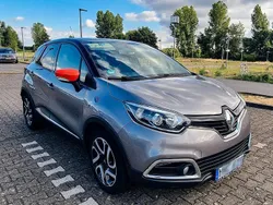 Grau Gebraucht 2015 Renault Captur Luxe SUV | 6.700 €