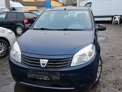 Blau Gebraucht 2010 Dacia Sandero Ambiance Kleinwagen | 1.300 € (Guter Preis)