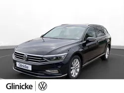 Deep black perleffekt Gebraucht 2020 VW Passat Elegance Kombi | 24.350 € (Etwas zu teuer)