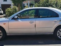Silber Gebraucht 2002 Ford Mondeo Futura Limousine | 2.888 € (Etwas zu teuer)