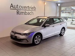 Silber Gebraucht 2022 VW Golf VIII Life Kombi | 16.590 € (Fairer Preis)