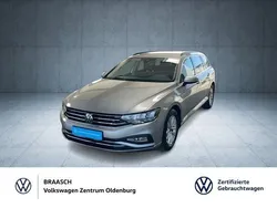 Silber Gebraucht 2024 VW Passat Business Kombi | 27.975 € (Teuer)