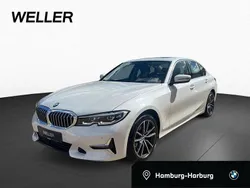 Mineralweiß (weiß) Gebraucht 2021 BMW 320 Luxury Line Limousine | 32.850 € (Fairer Preis)