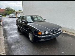 Schwarz Gebraucht 1988 BMW 750 Basis Limousine | 6.500 €