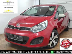 (beg) signal red Gebraucht 2014 Kia Rio Spirit Kleinwagen | 4.499 € (Guter Preis)