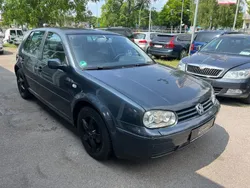 Grau Gebraucht 2003 VW Golf IV Highline Limousine | 4.490 € (Fairer Preis)