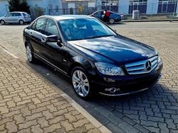 Schwarz Gebraucht 2010 Mercedes C180 Avantgarde Limousine | 8.800 €