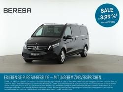 Schwarz Gebraucht 2023 Mercedes V300 Avantgarde Van / Kleinbus | 62.180 € (Guter Preis)